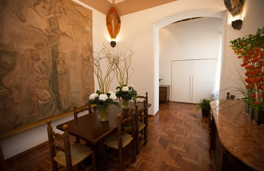Ad2015 Guest House-1